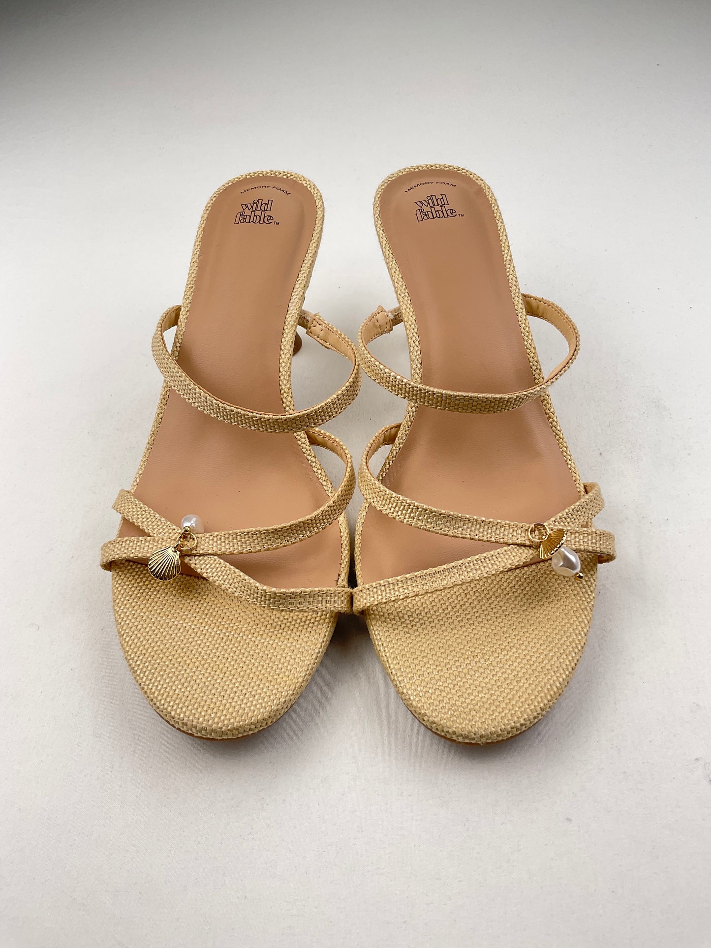 Zapatilla Crema de tacón Wild Fable