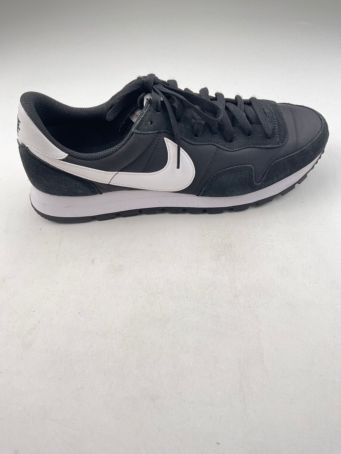 Tenis negro Nike AIR
