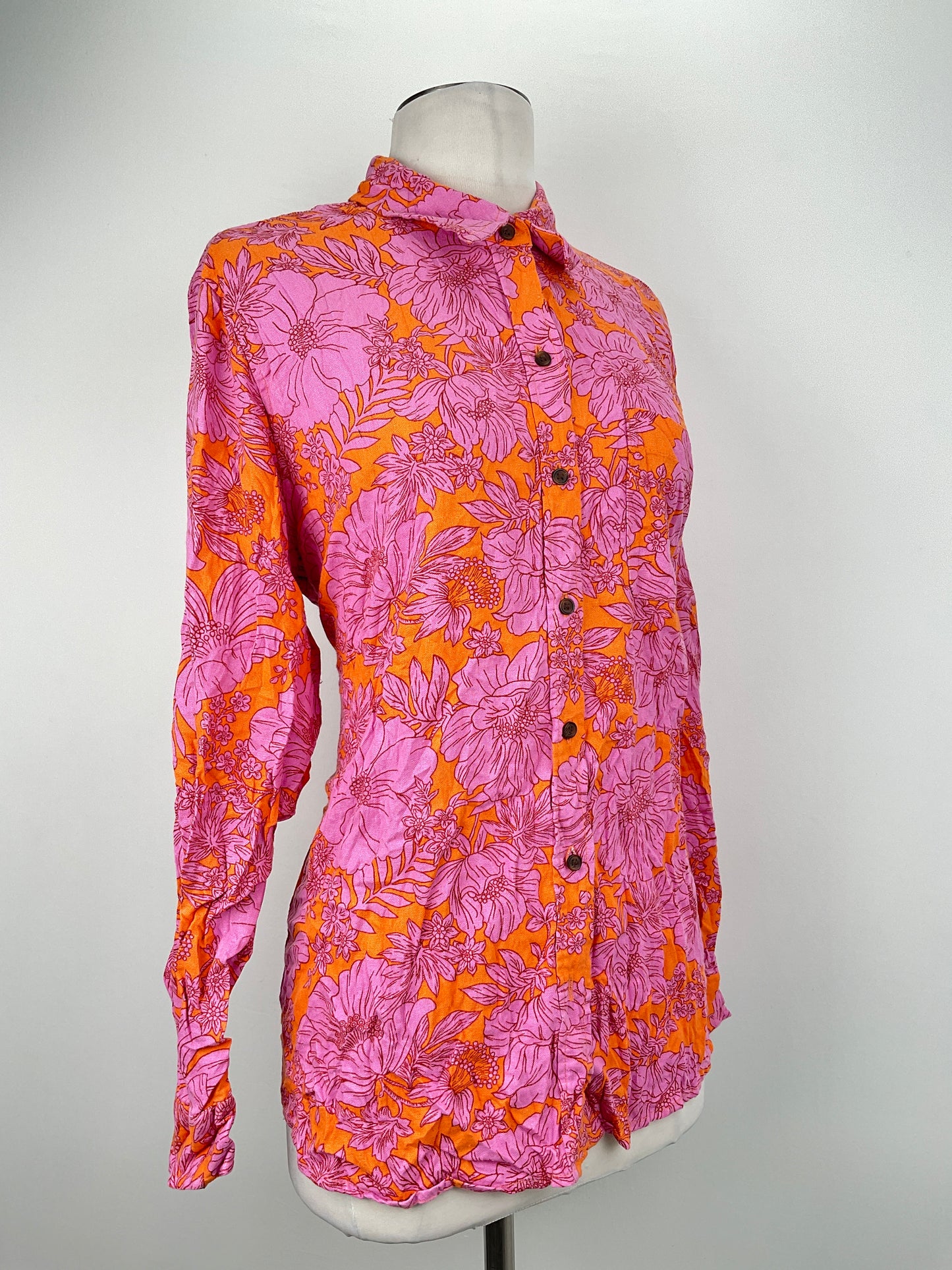 Camisa Rosado Floral Universal Thread