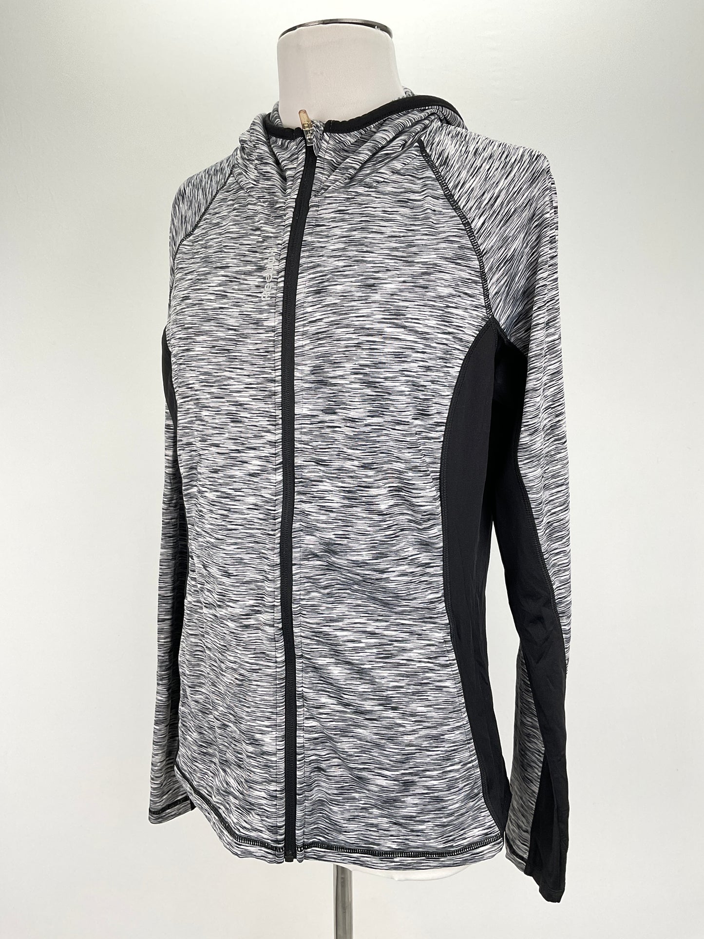 Abrigo Gris Deportivo Reebok
