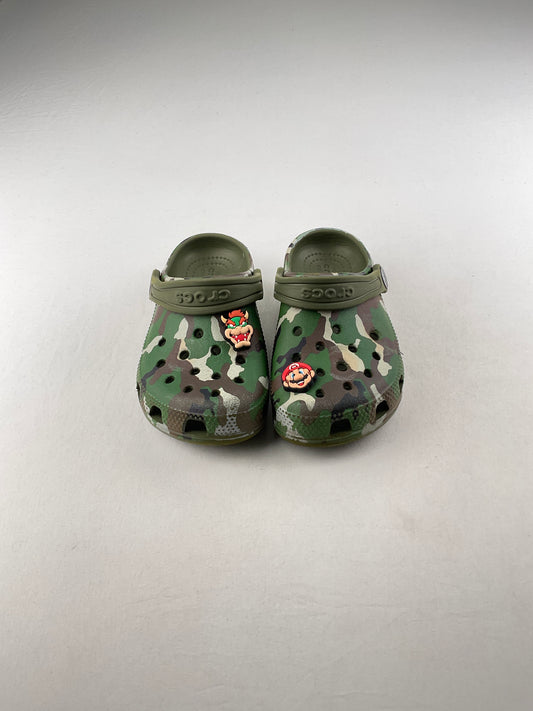 Sandalia Verde militar Crocs