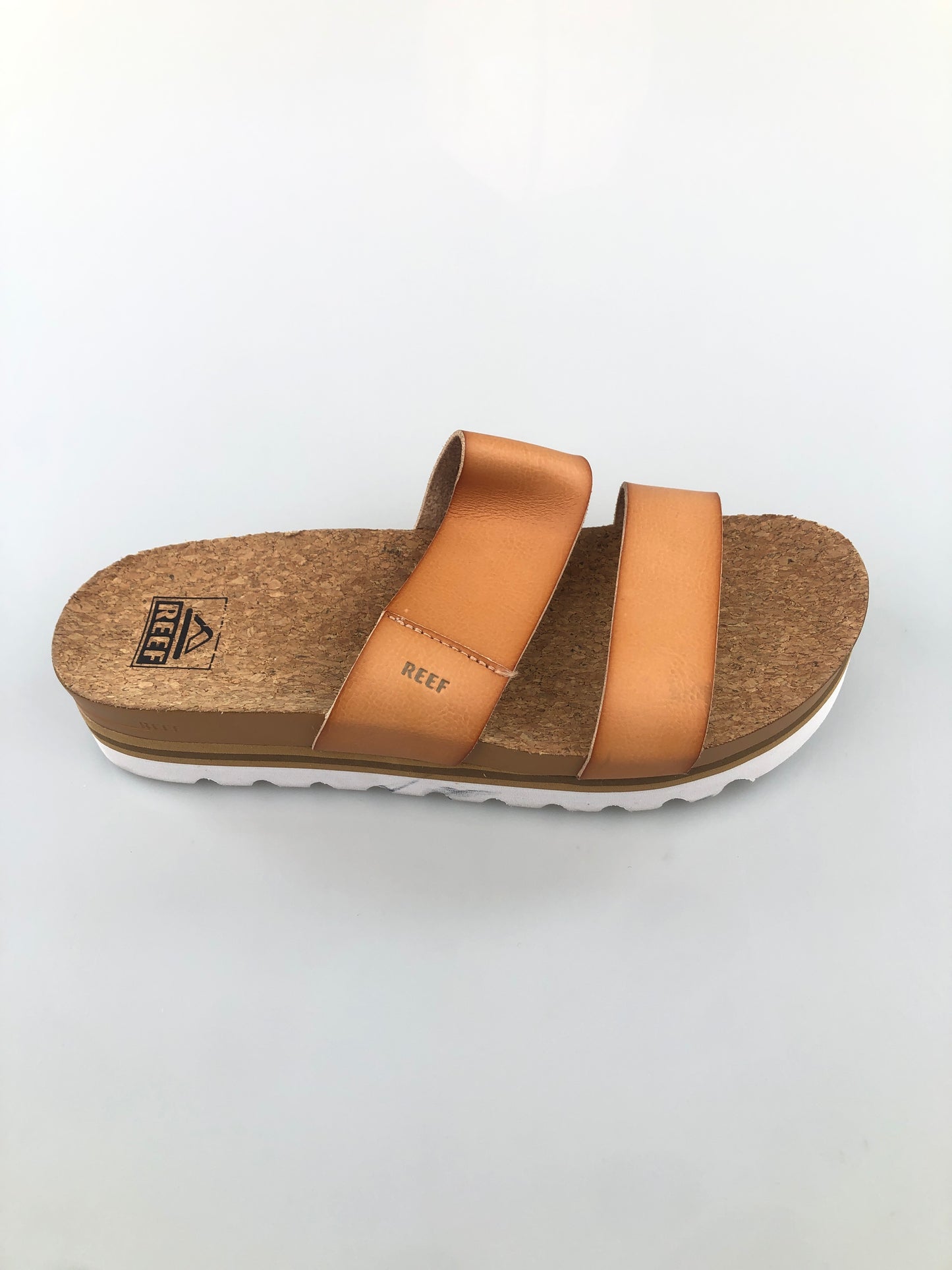 Sandalia  Crema Reef