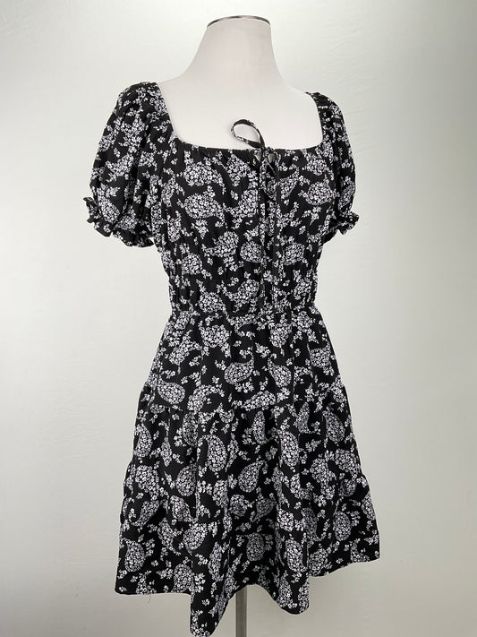 Vestido Negro Floral Hesperus