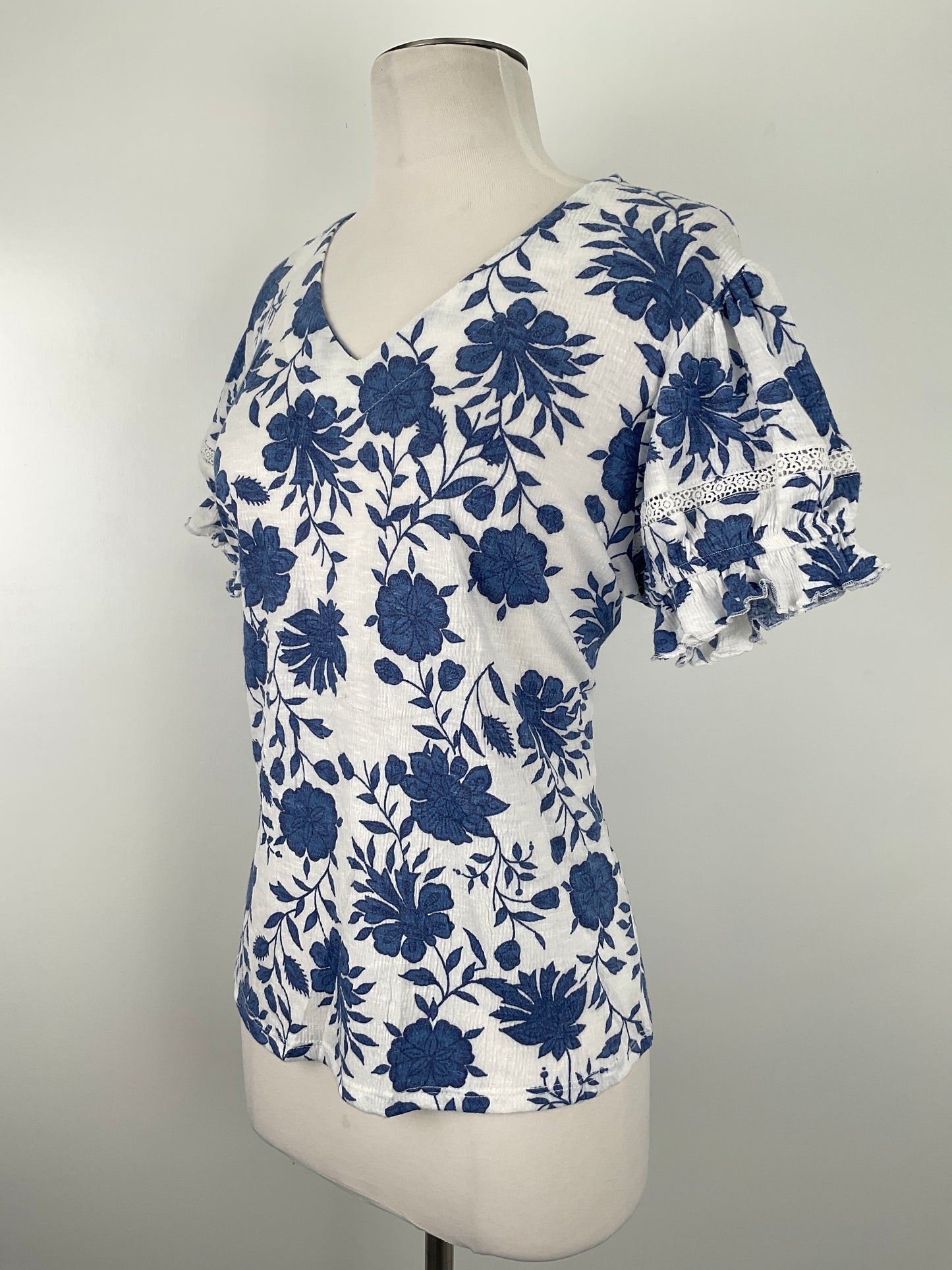 Blusa Blanco Floral Fred David