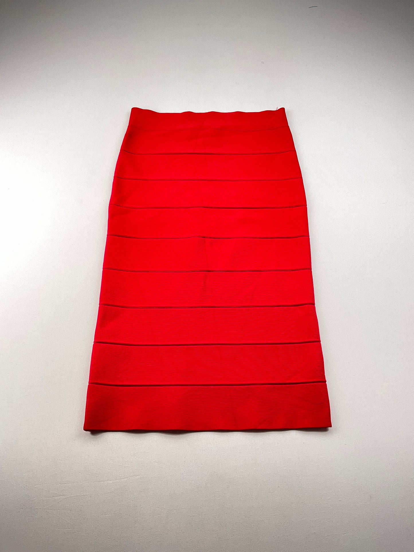 Falda Rojo Bcbgmaxazria