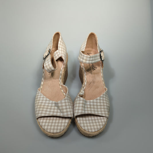 Zapatilla Crema Life Stride