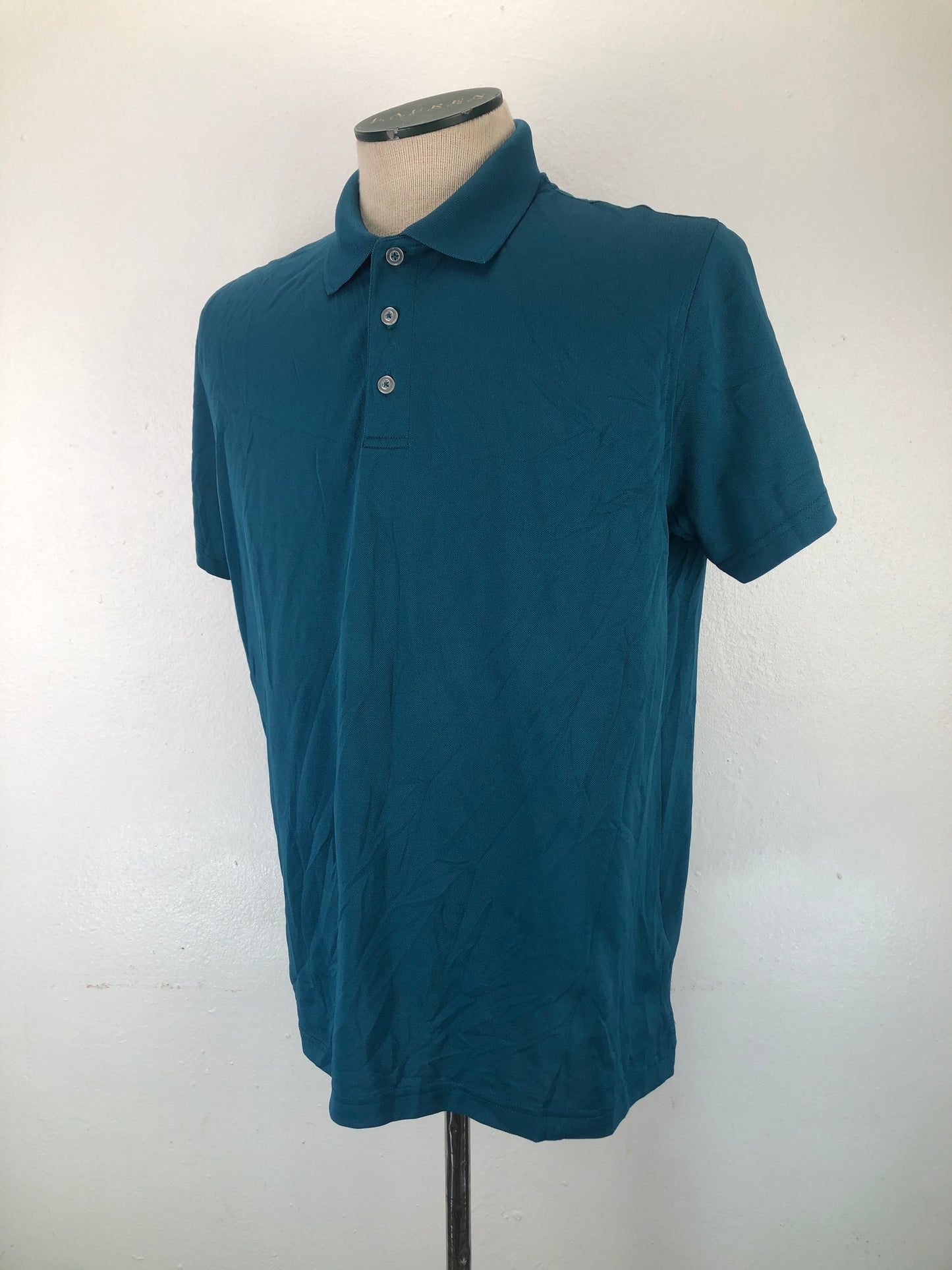 Camiseta Turquesa Amazon Essentials