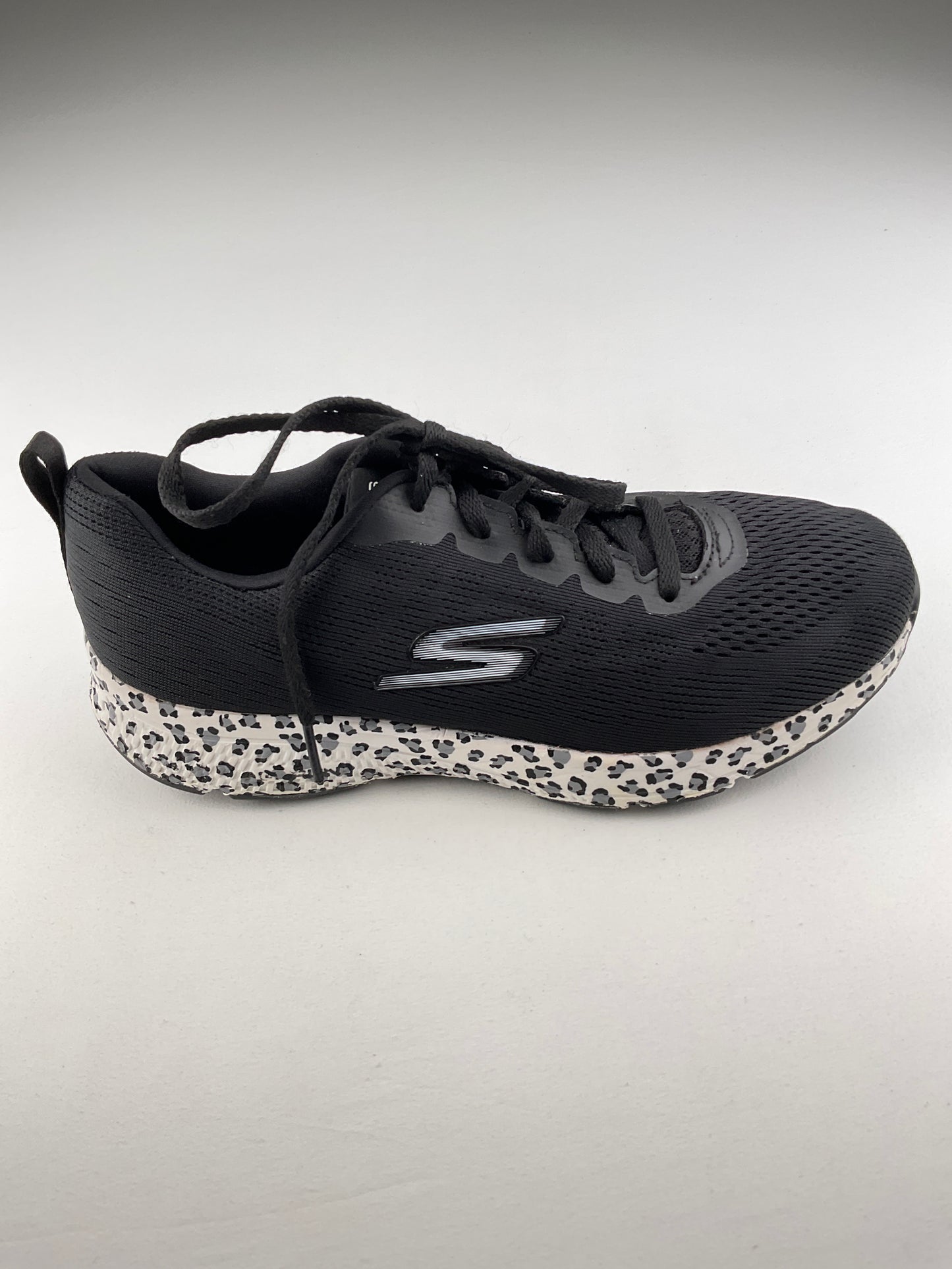 Tenis Negro Deportivo Skechers