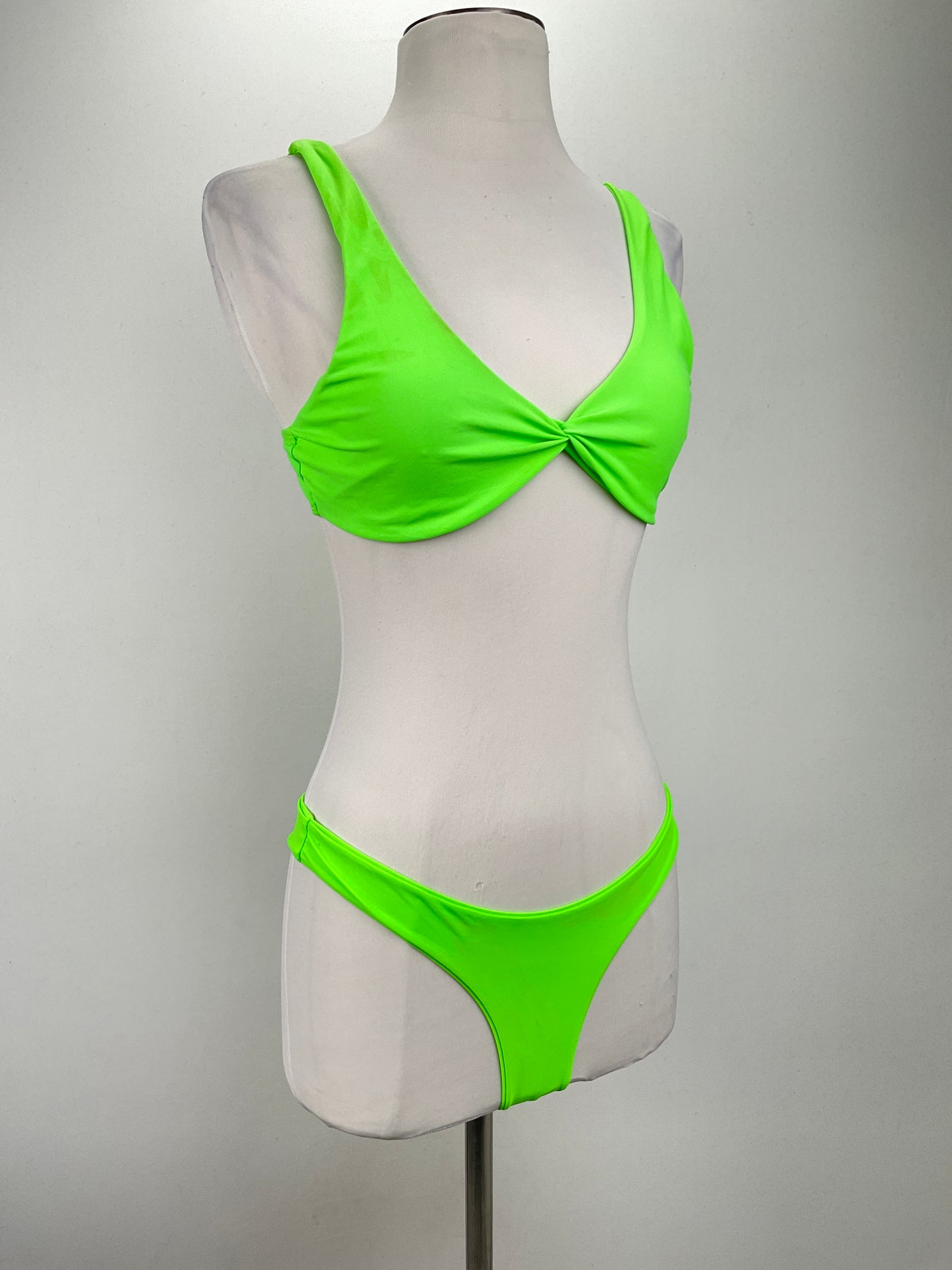 Conjunto Verde Limon Variangis