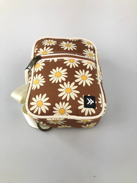 Carterita Marron Floral Thread