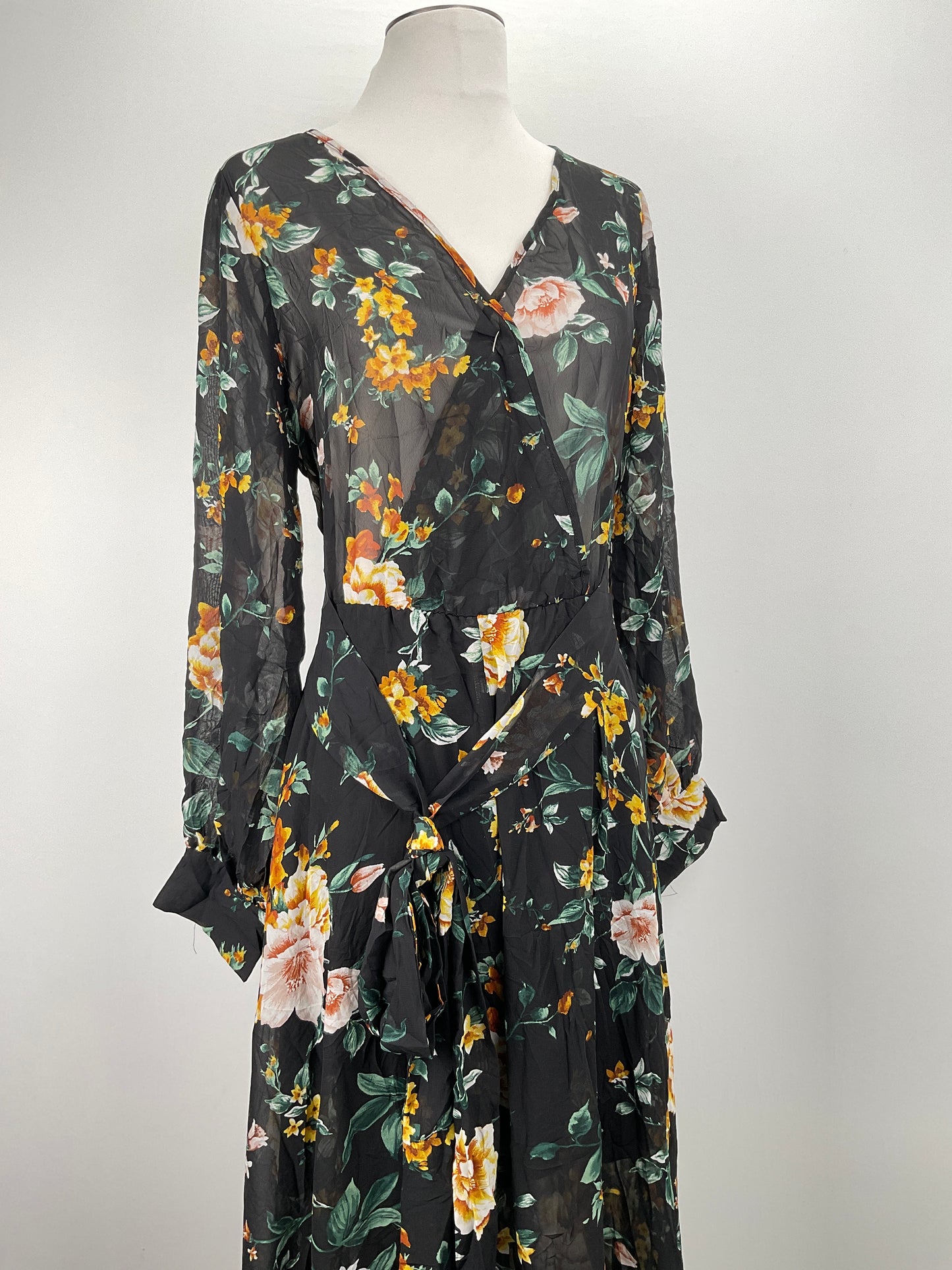 Vestido Negro Floral Indigo Rose