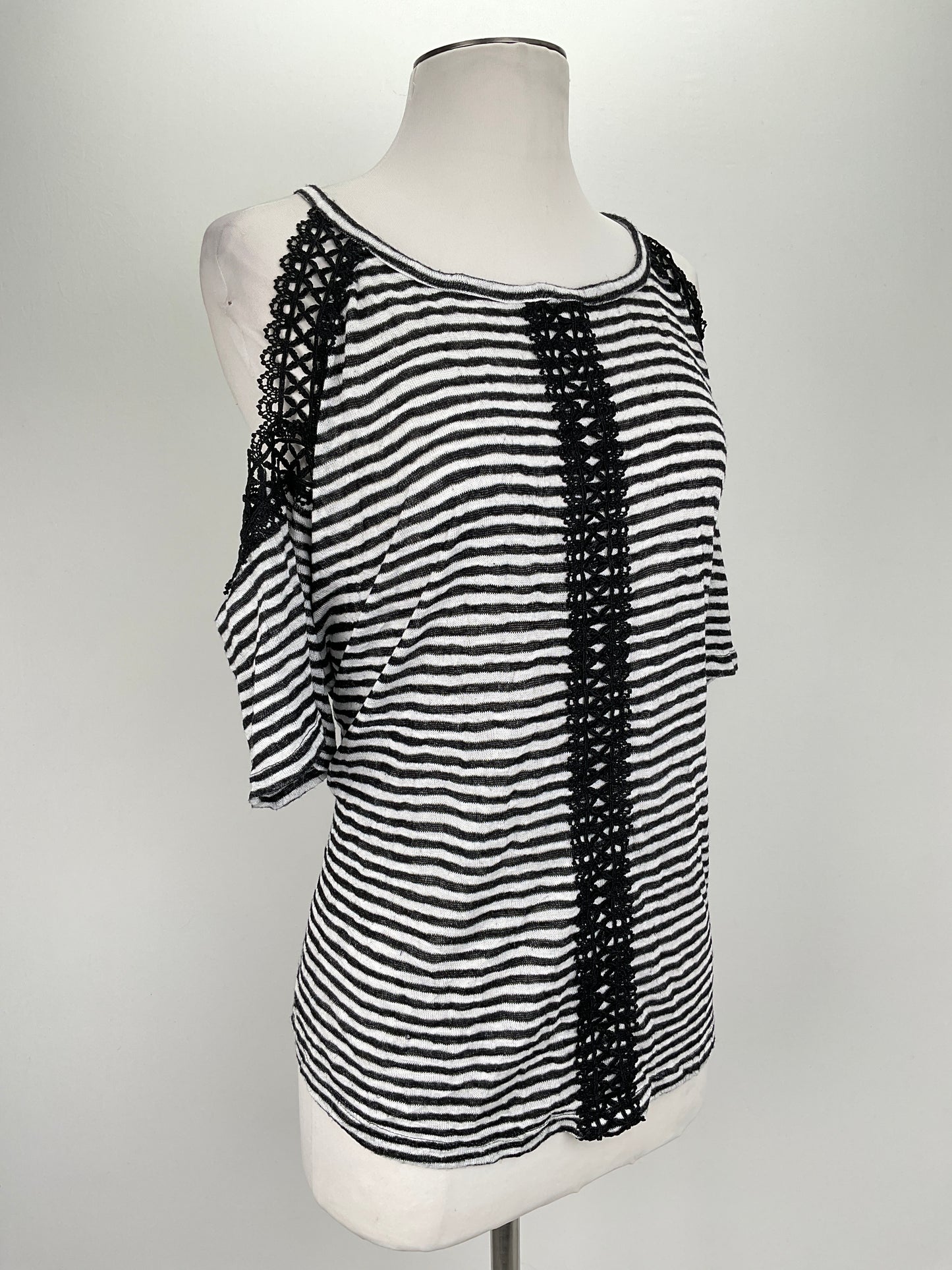 Blusa Negro de Rayas Est .1946