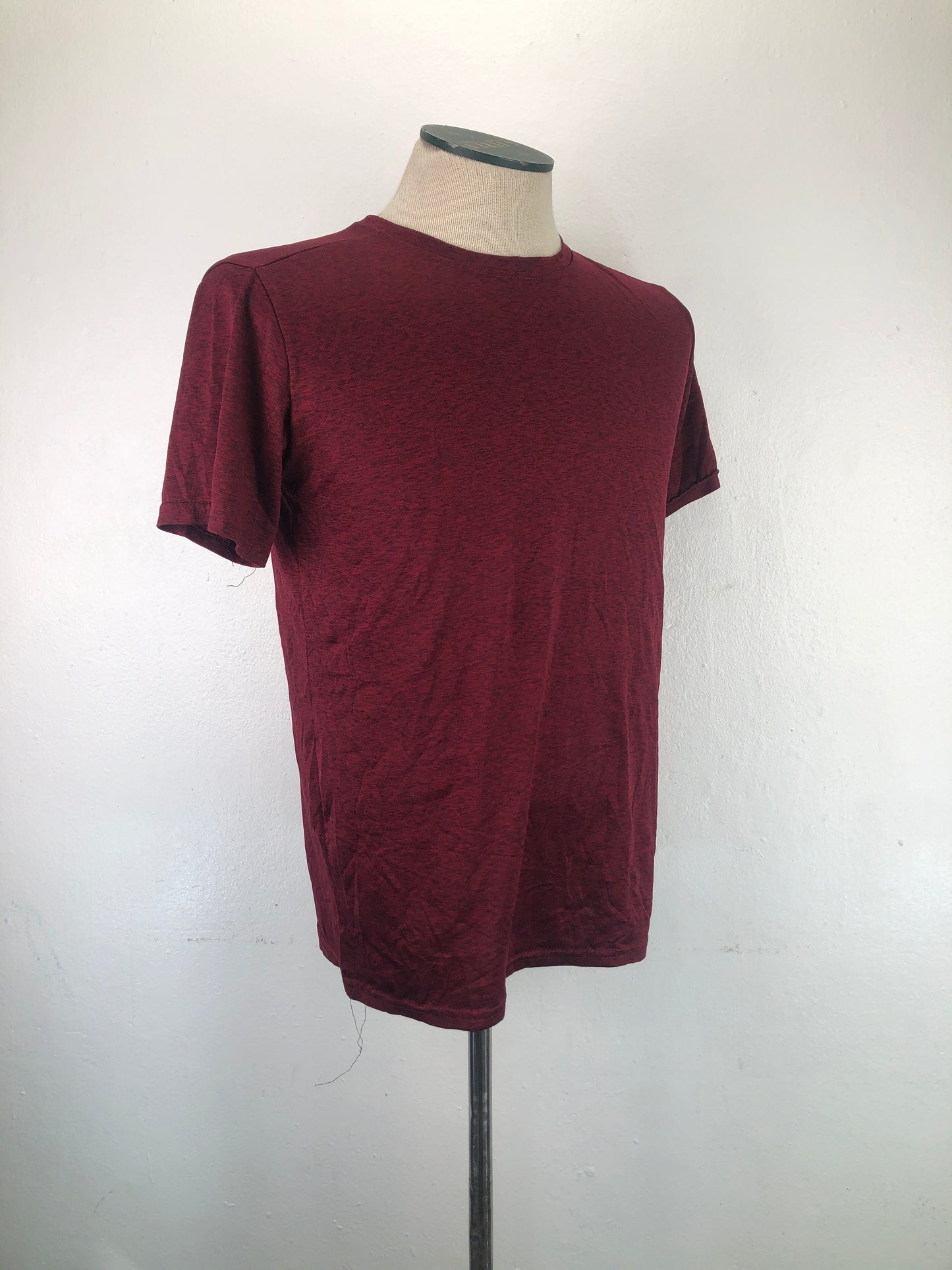 Camiseta Rojo vino Deportivo Variangis
