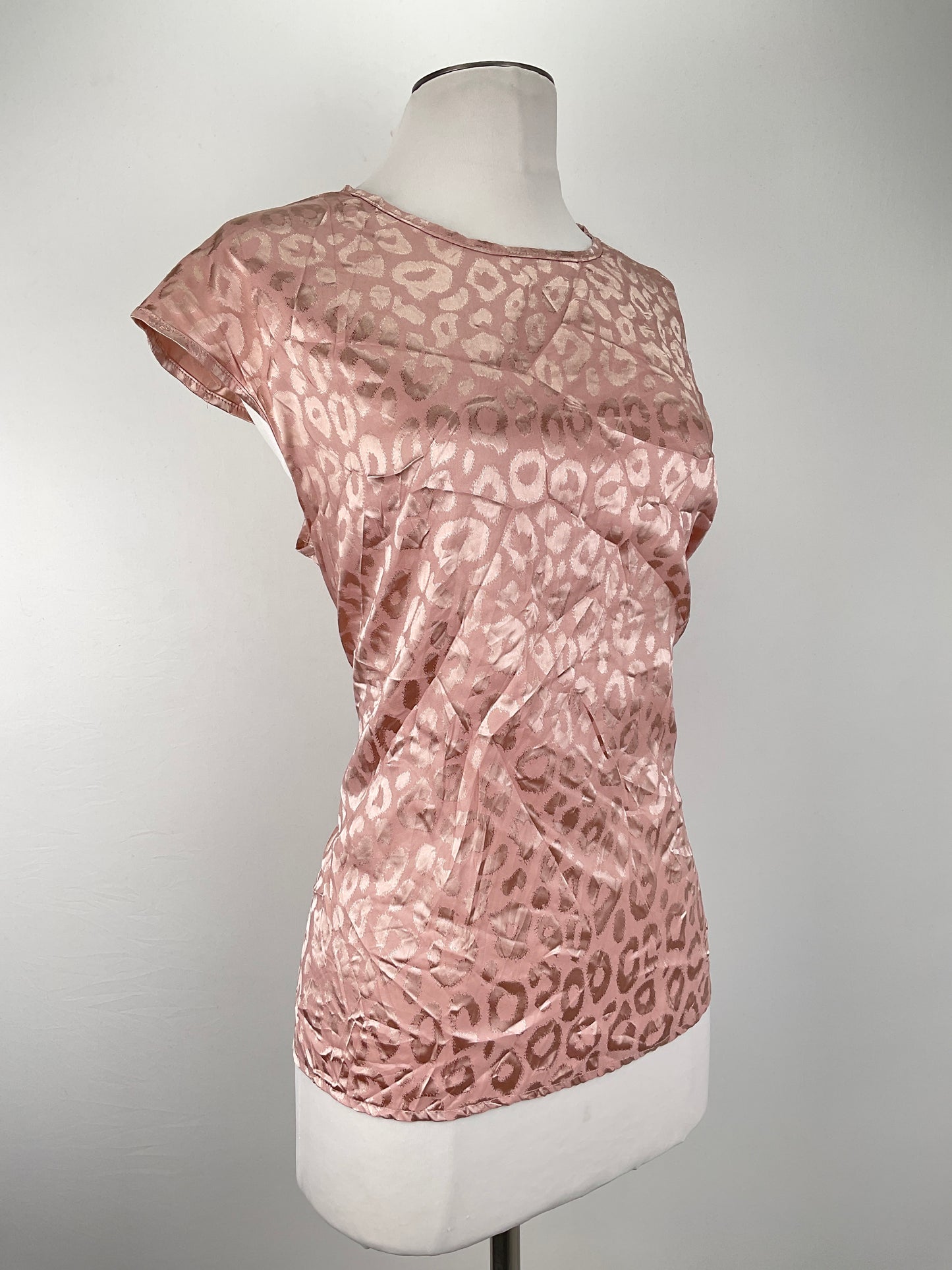 Blusa Nude de Lunares Shein