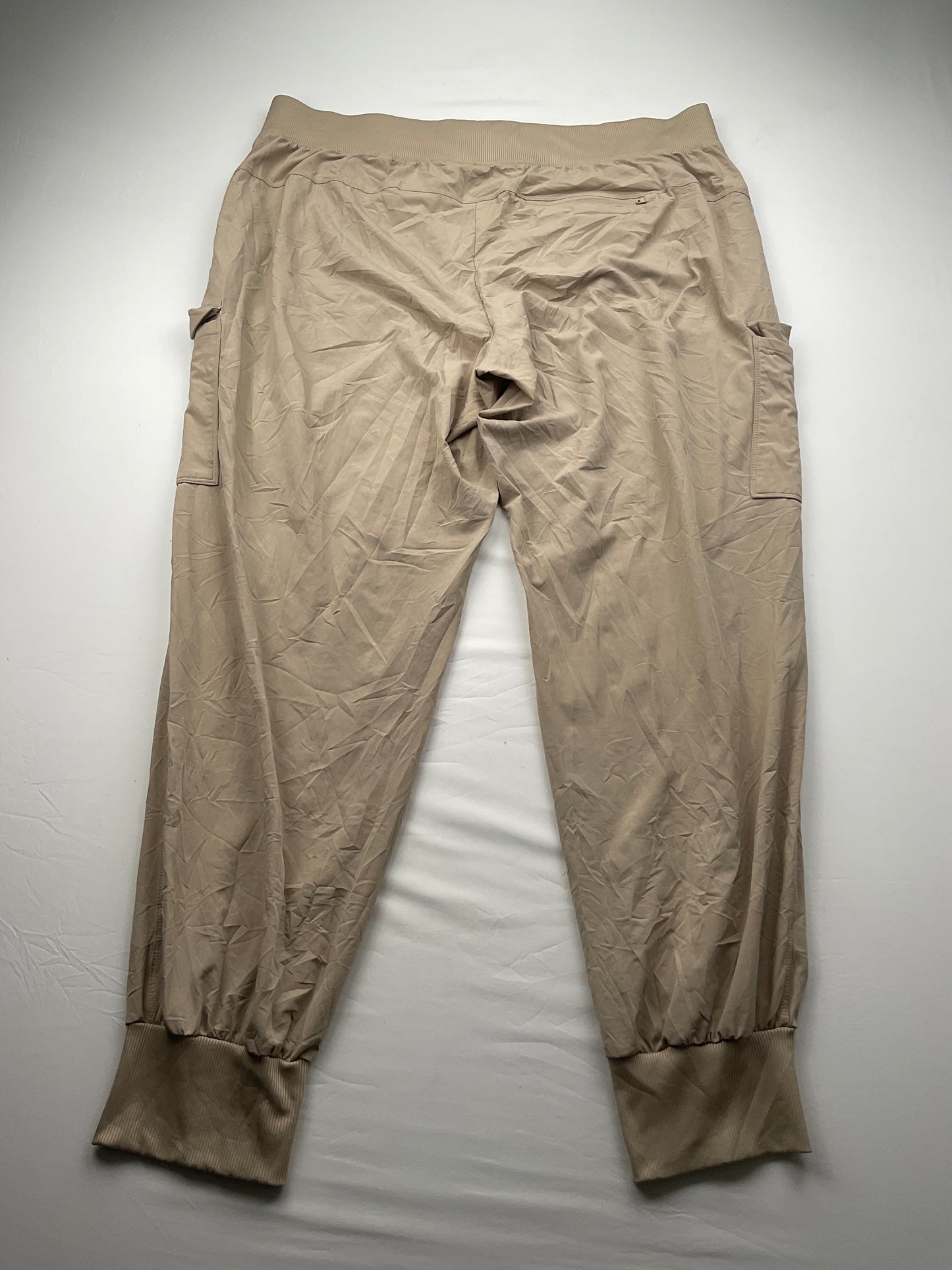 Jogger Crema All in Motion