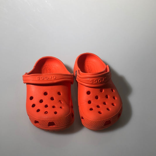 Sandalia Naranja Crocs