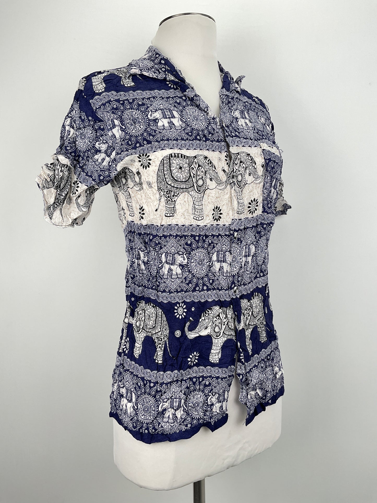 Blusa Azul marino Floral Variangis