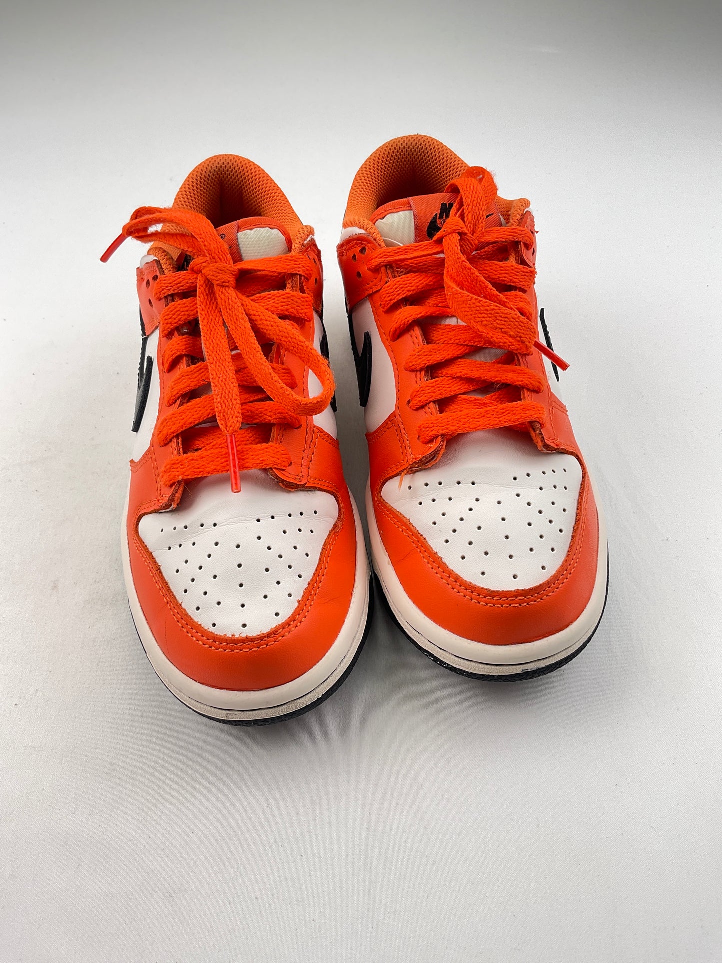 Tenis naranja NiKE