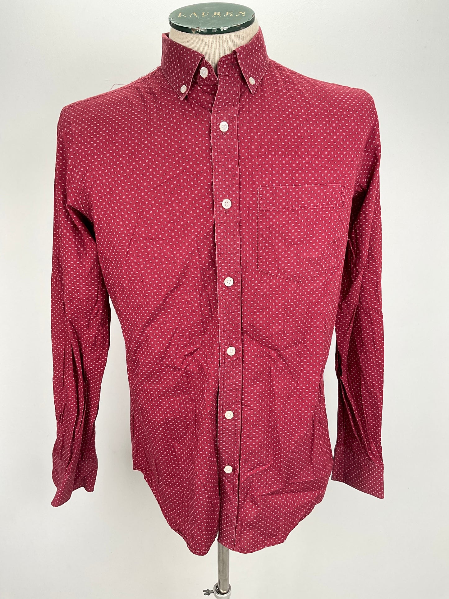 Camisa Rojo vino de Lunares Old Navy