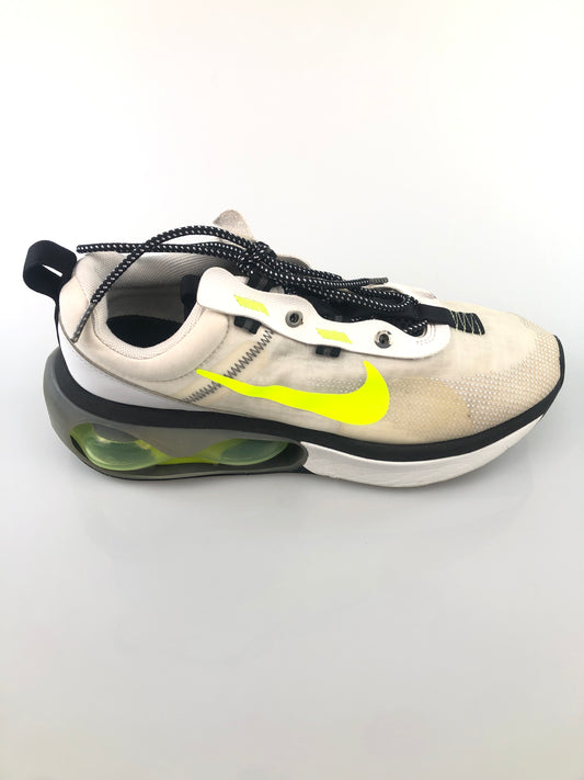Tenis Crema Nike Deportivo