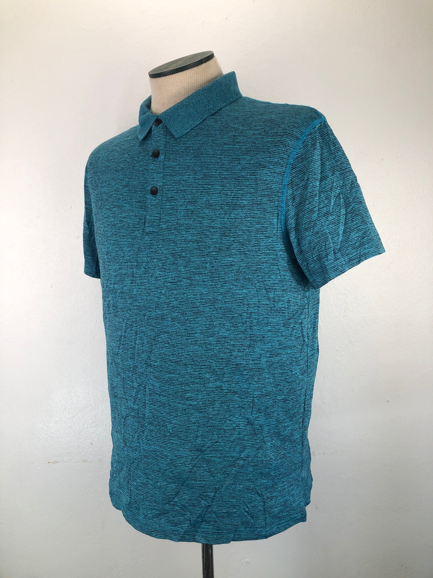 Camiseta Turquesa  Apt.9
