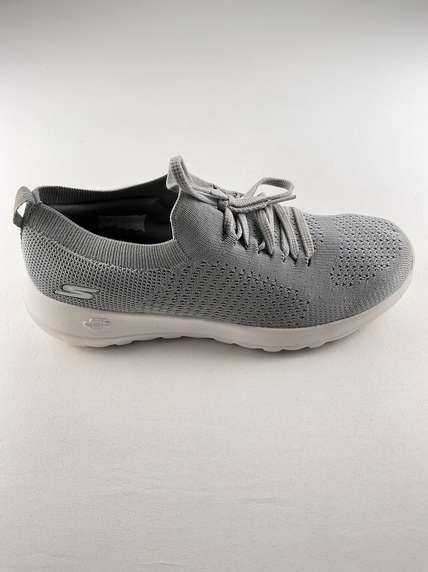 Tenis Gris Deportivo Skechers