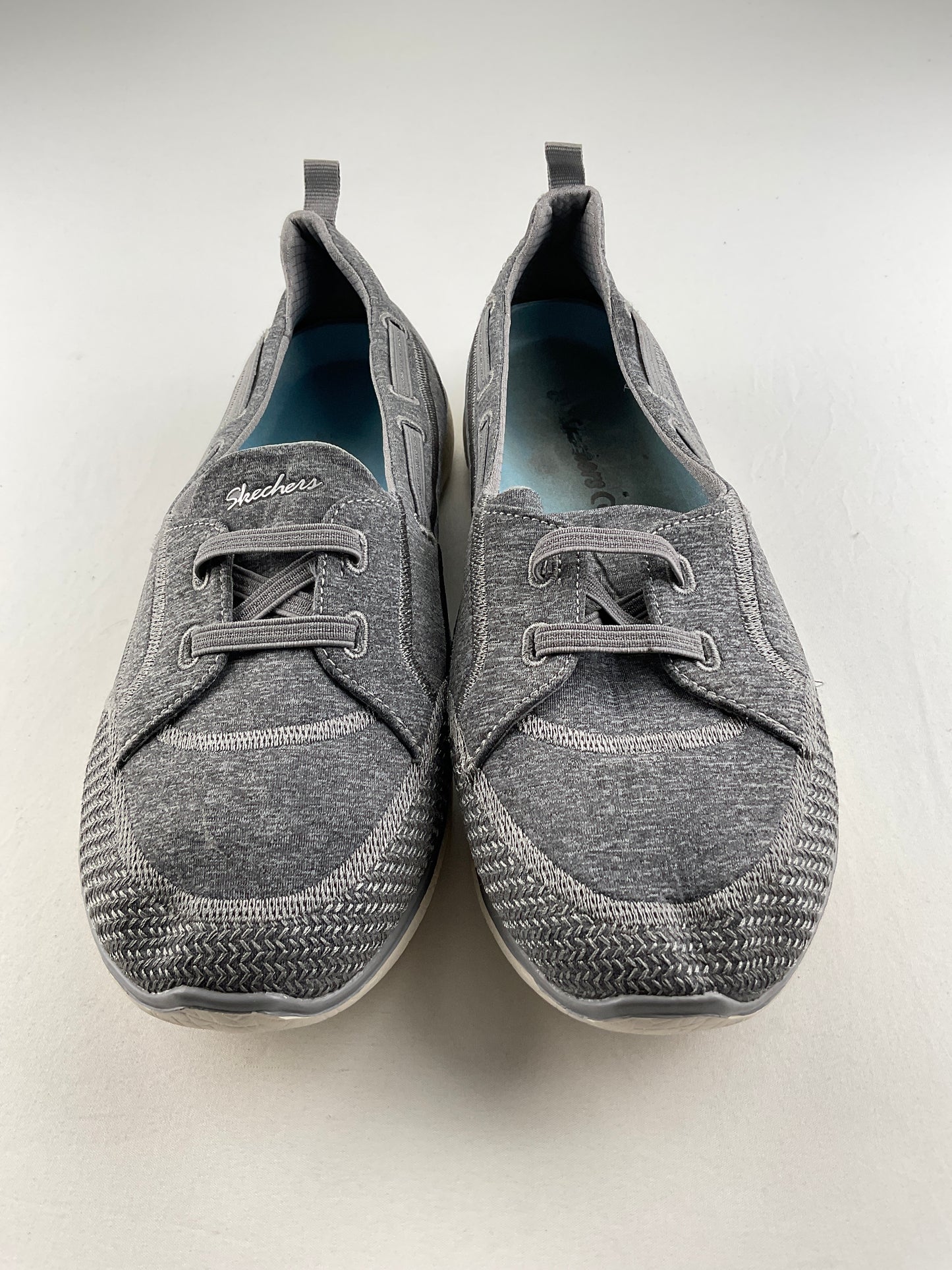 Tenis Gris Skechers