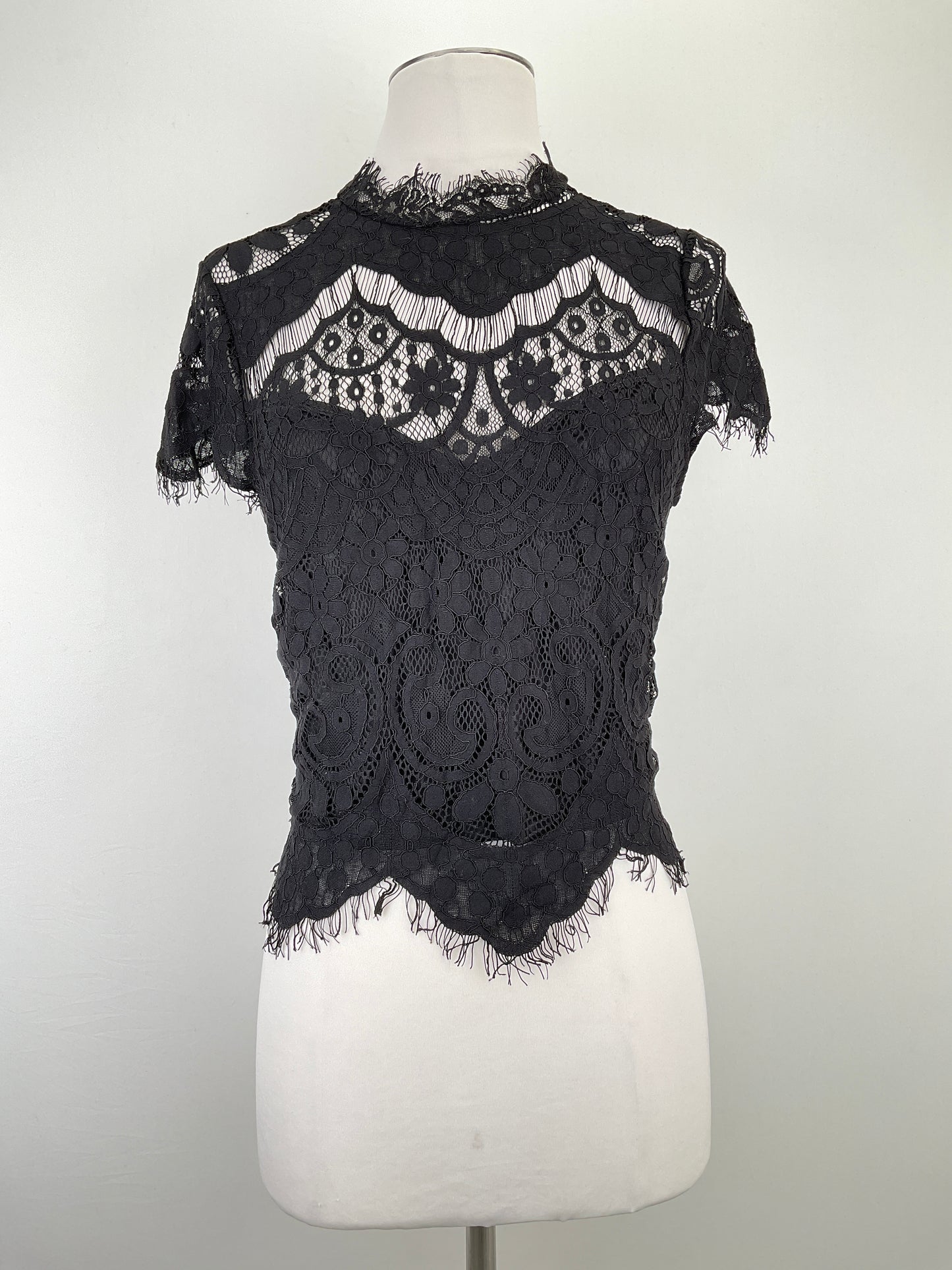 Blusa Negro Floral Iris