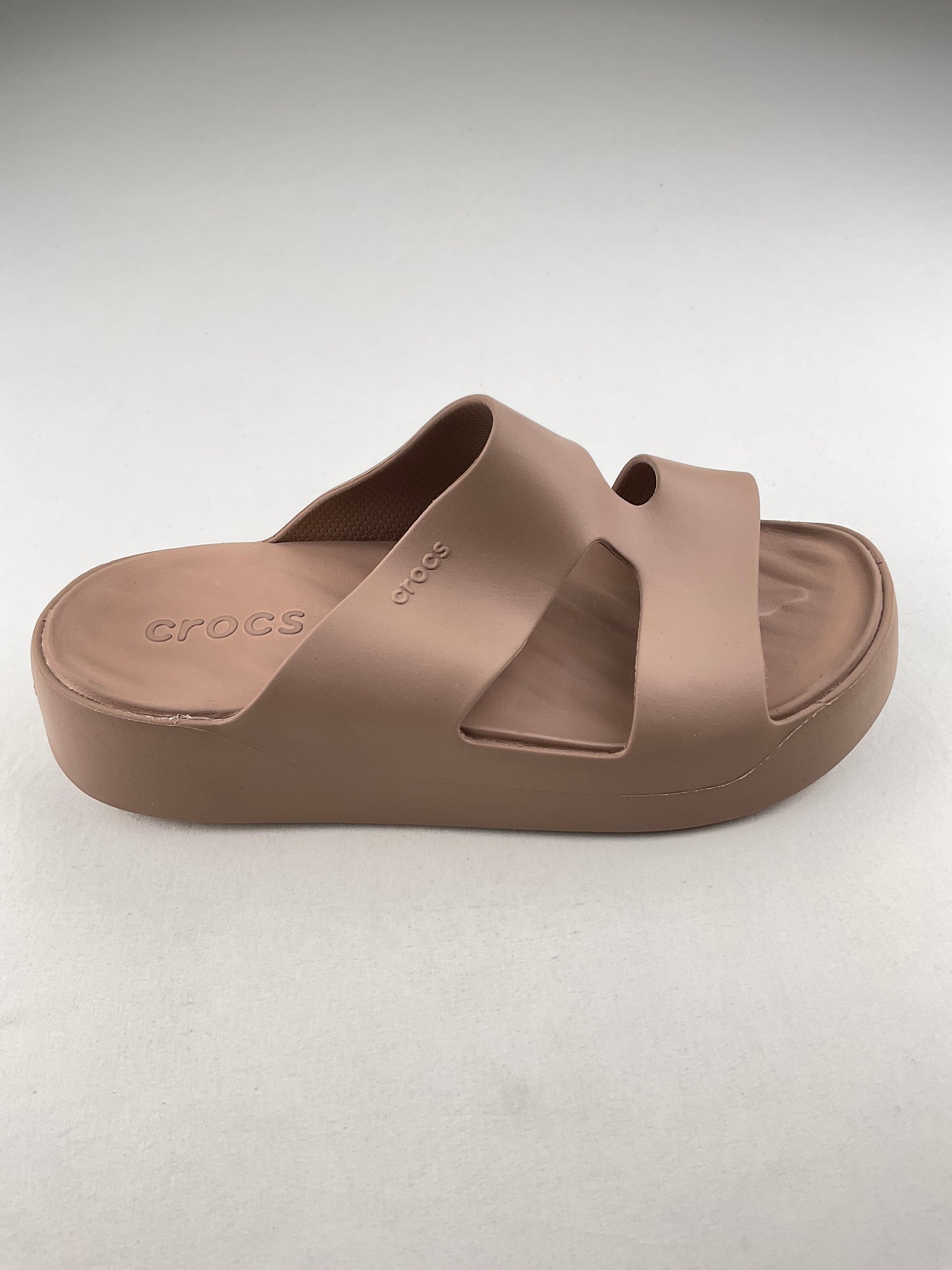 Zapatilla Crema Plataforma Crocs