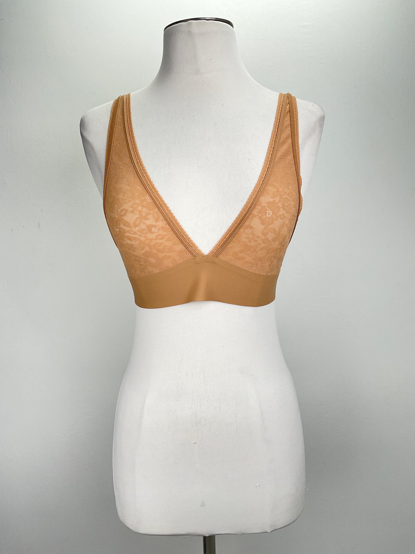 Blusita Crema  Floral Smoothez