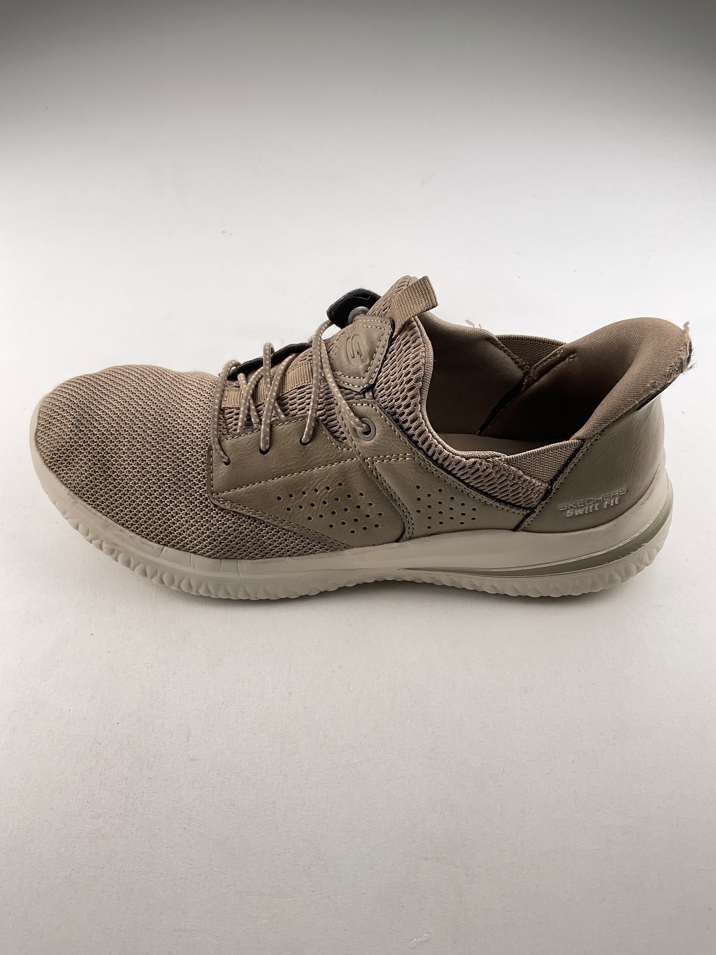 Tenis Marron Deportivo Skechers