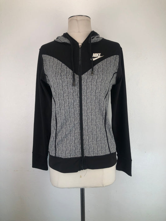 Abrigo Gris Nike