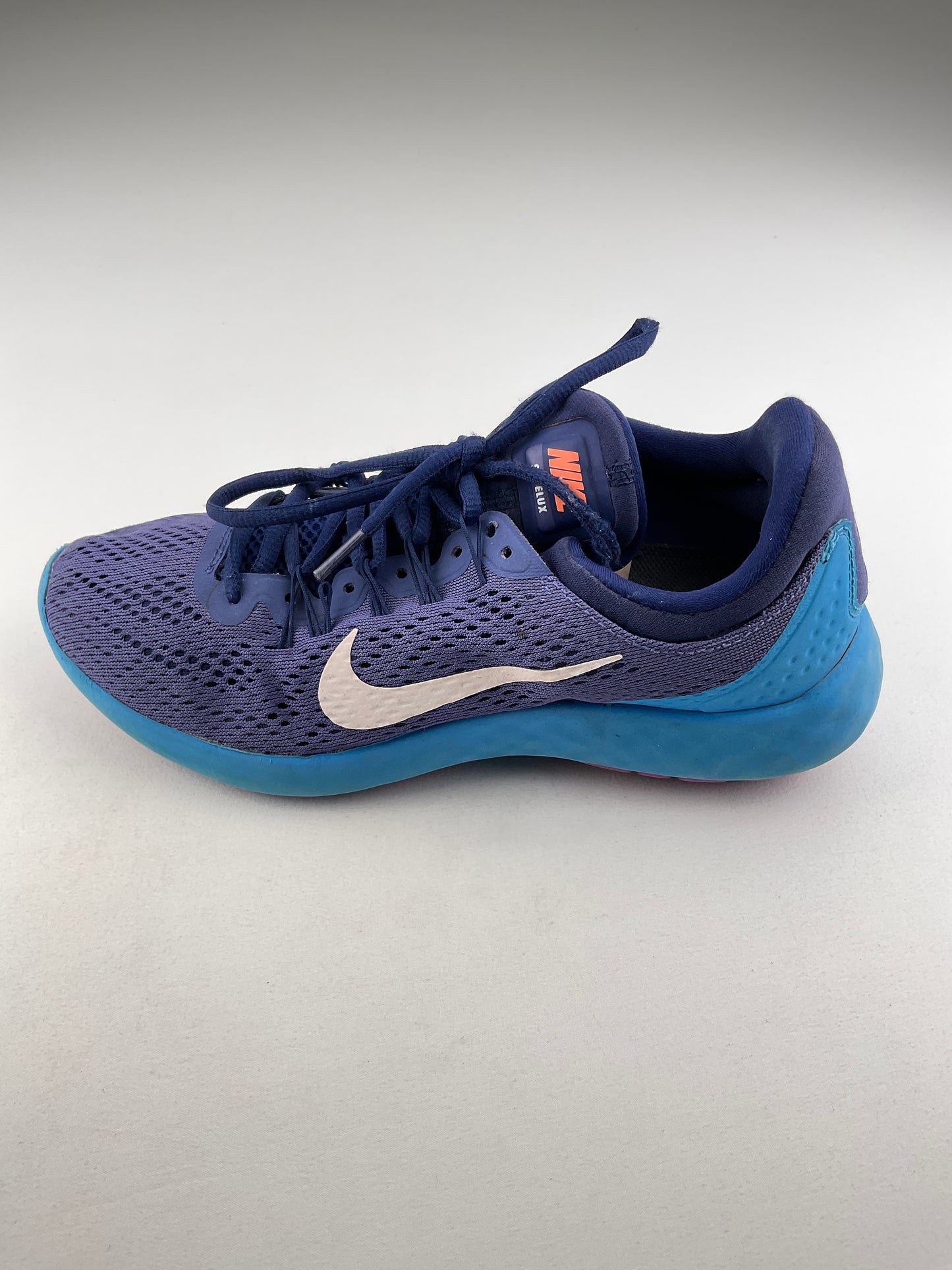 Tenis Azul marino Deportivo  Nike