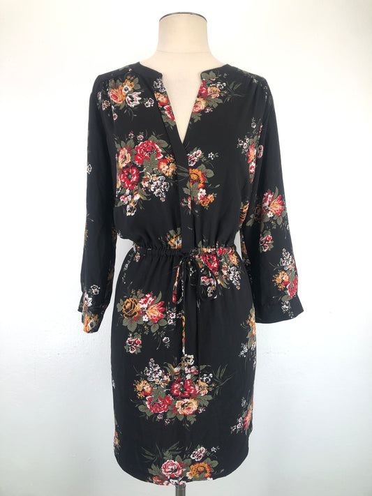 Vestido Negro de Flores Loft