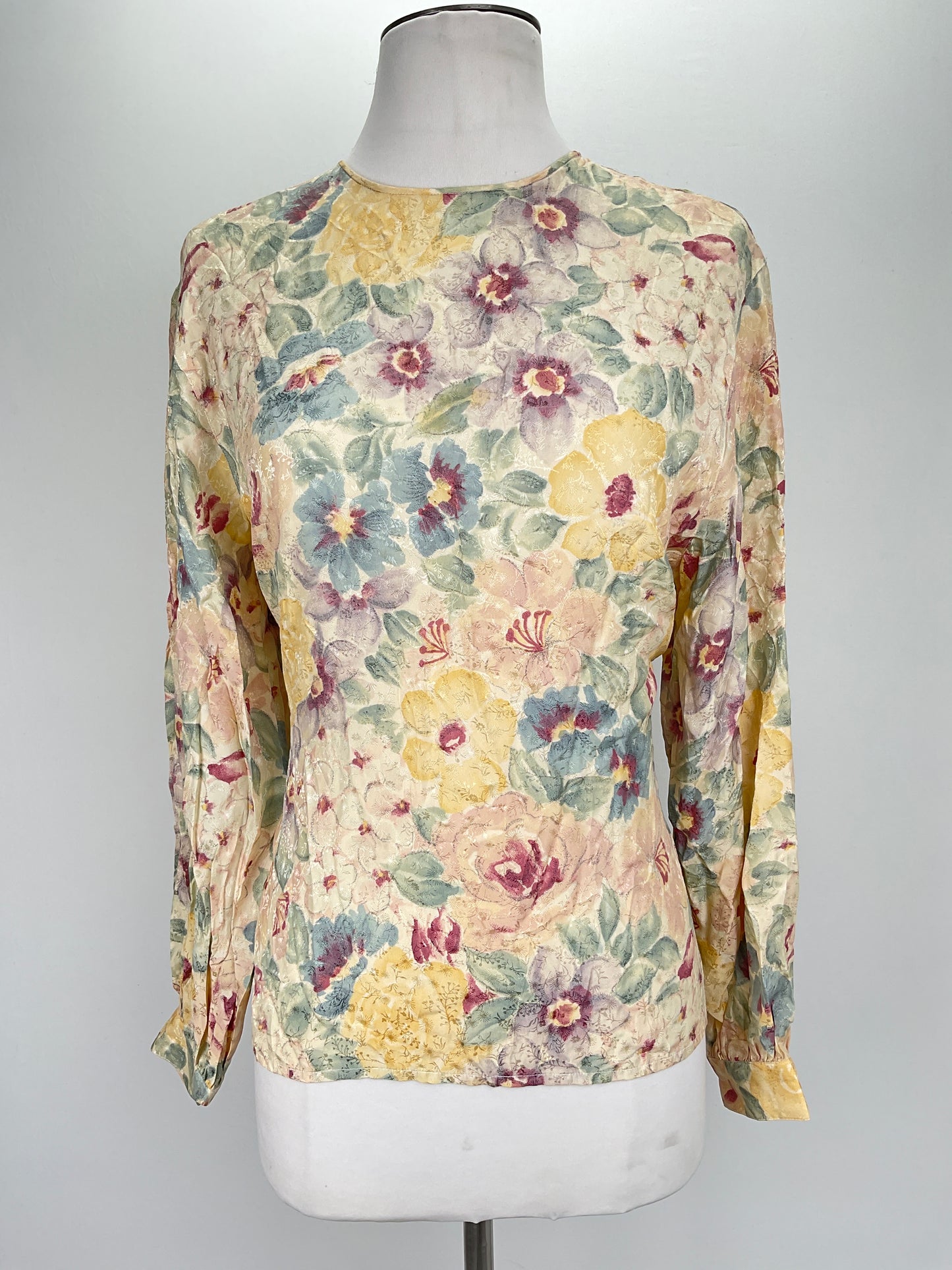 Blusa Crema Floral Liz Claiborne