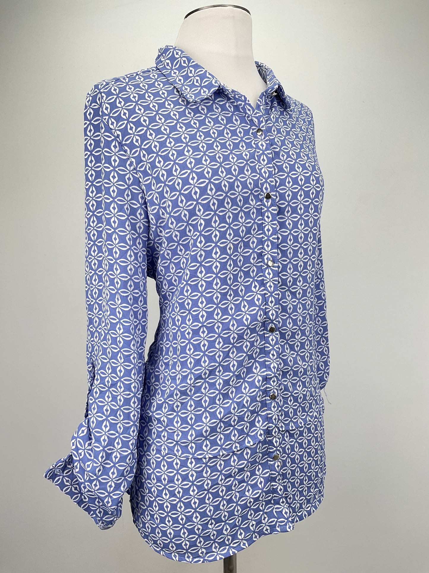 Camisa Azul claro Floral Victory Sports Wear