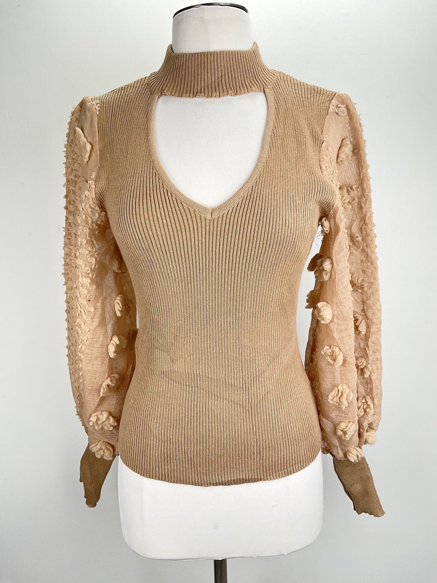 Blusa Crema Floral Almost Famous