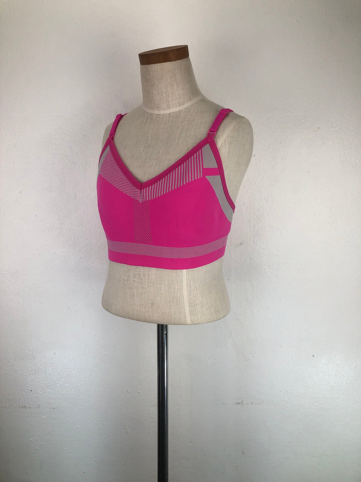 Blusita Rosado Deportivo Nike