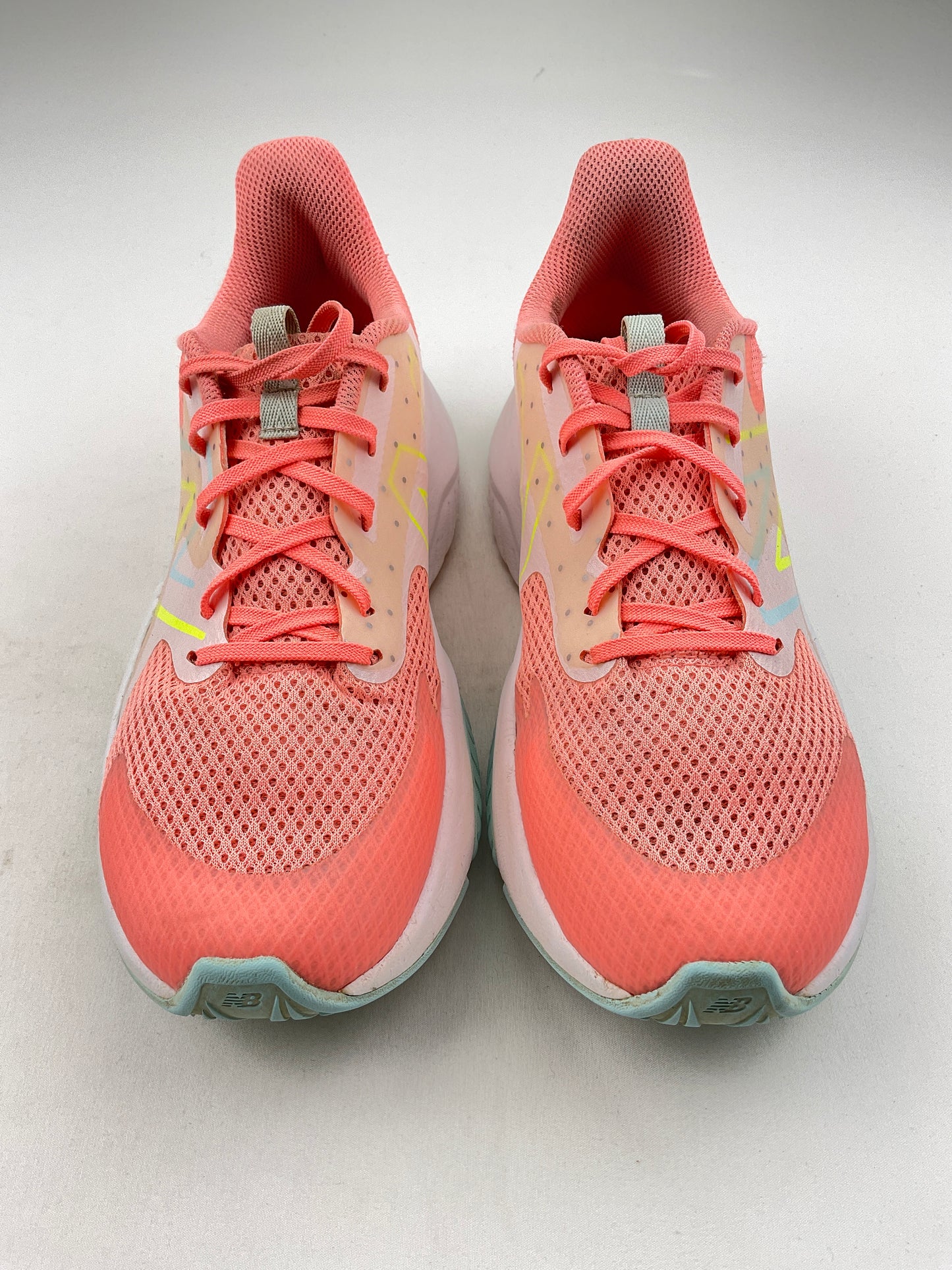 Tenis naranja NB Deportivo