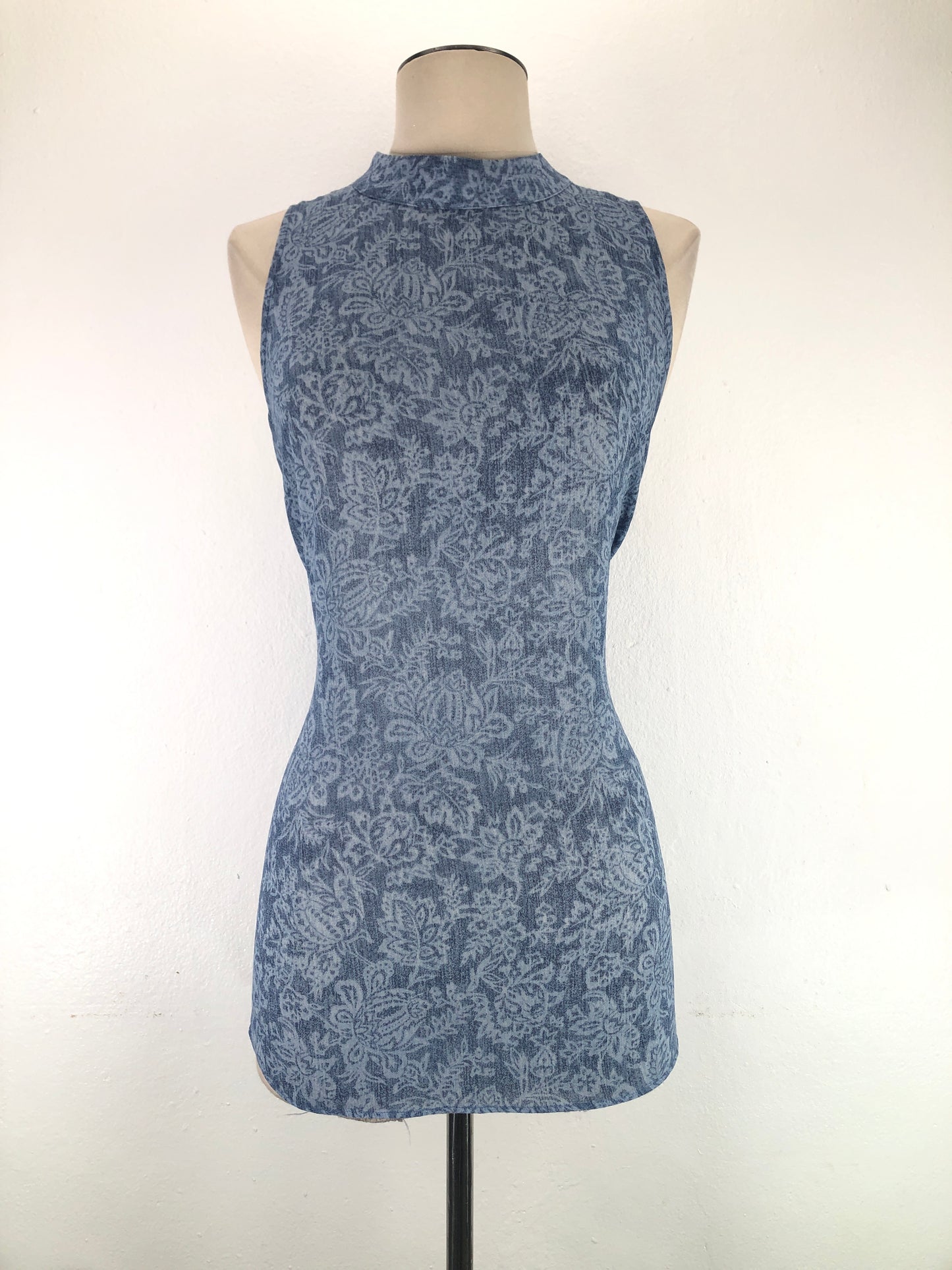 Blusa Azul de Flores Michael