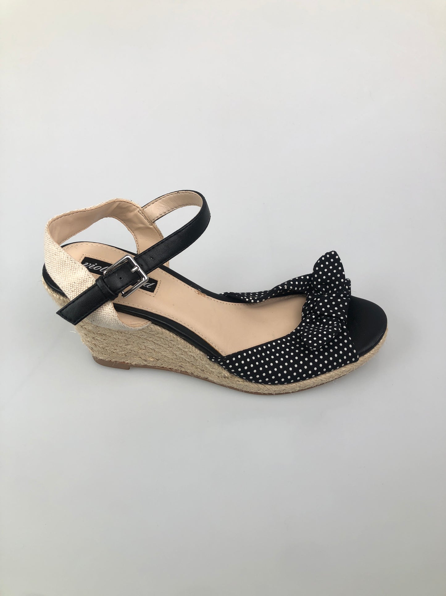 Zapatilla Negro de Lunares  Plataforma Violet Red