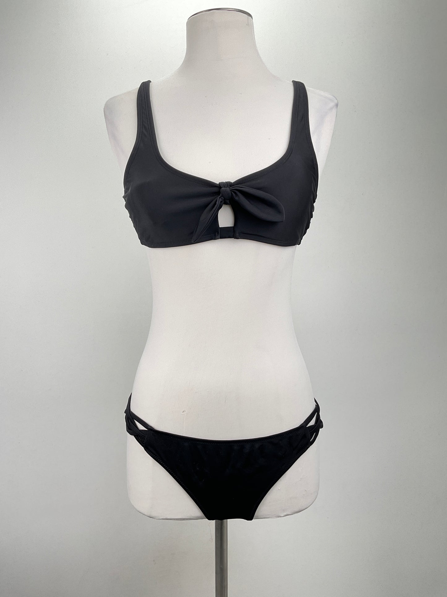 Conjunto Negro Xhilaration