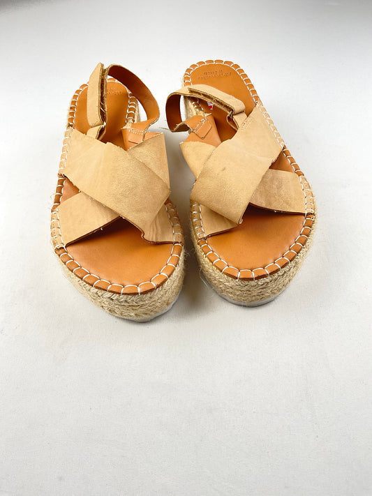 Zapatilla crema Abercrom