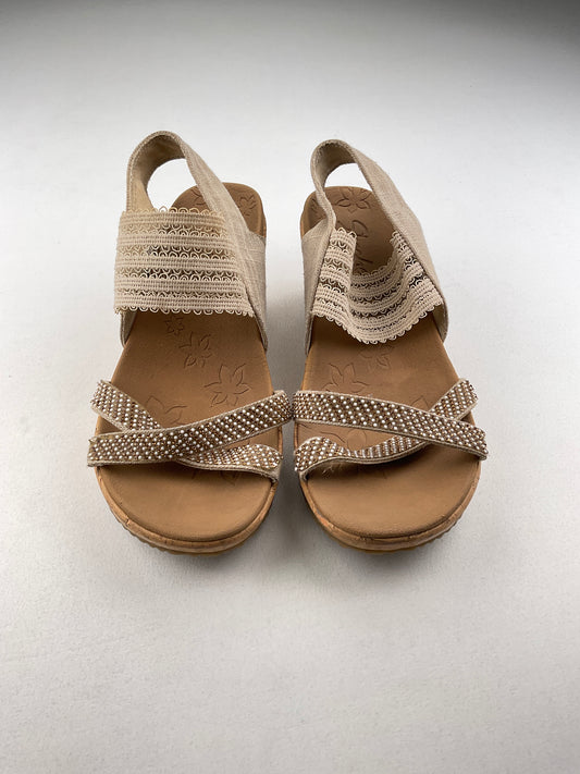 Zapatilla Crema Plataforma  Skechers