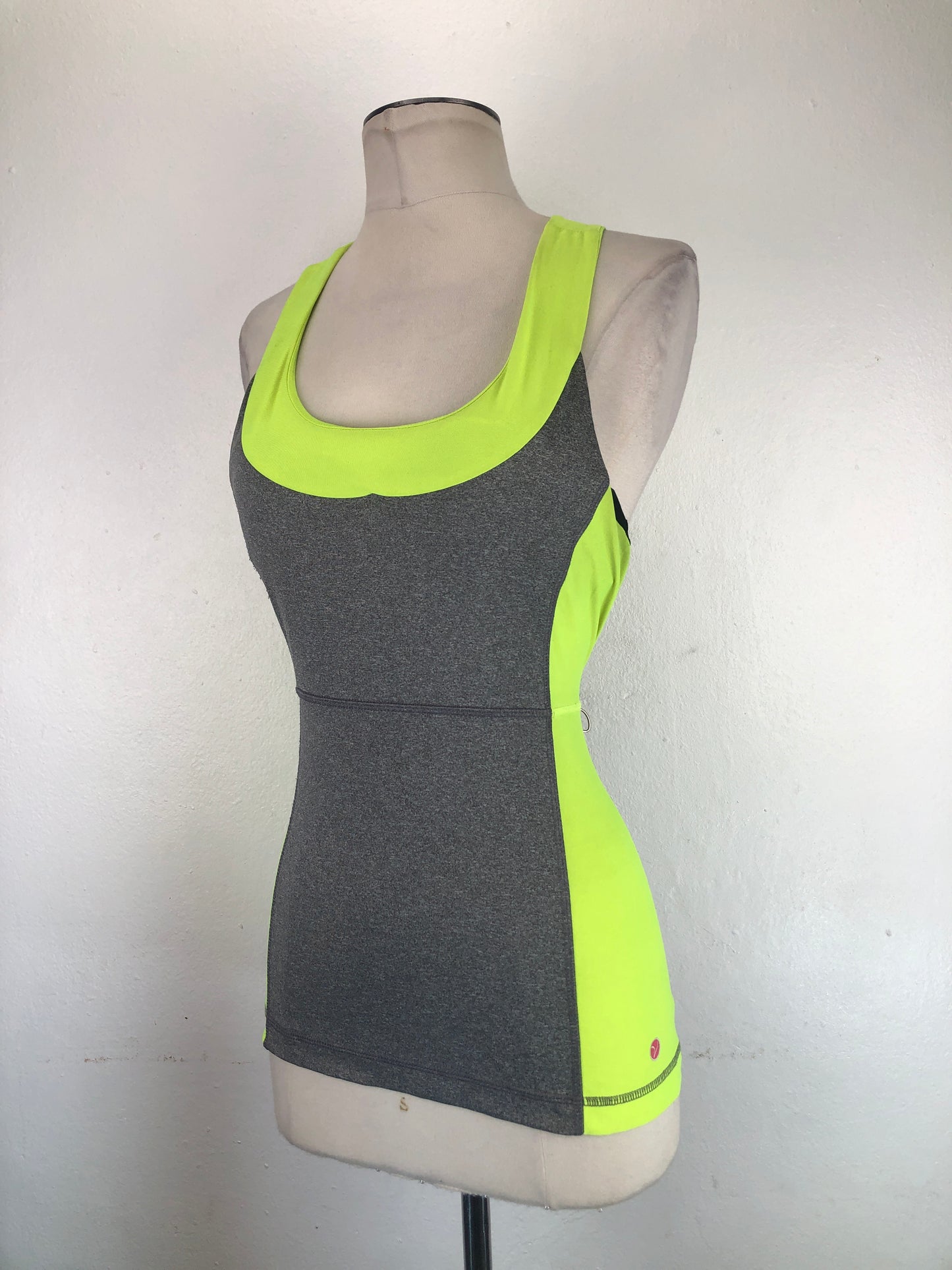 Blusa Gris Deportivo Vogo