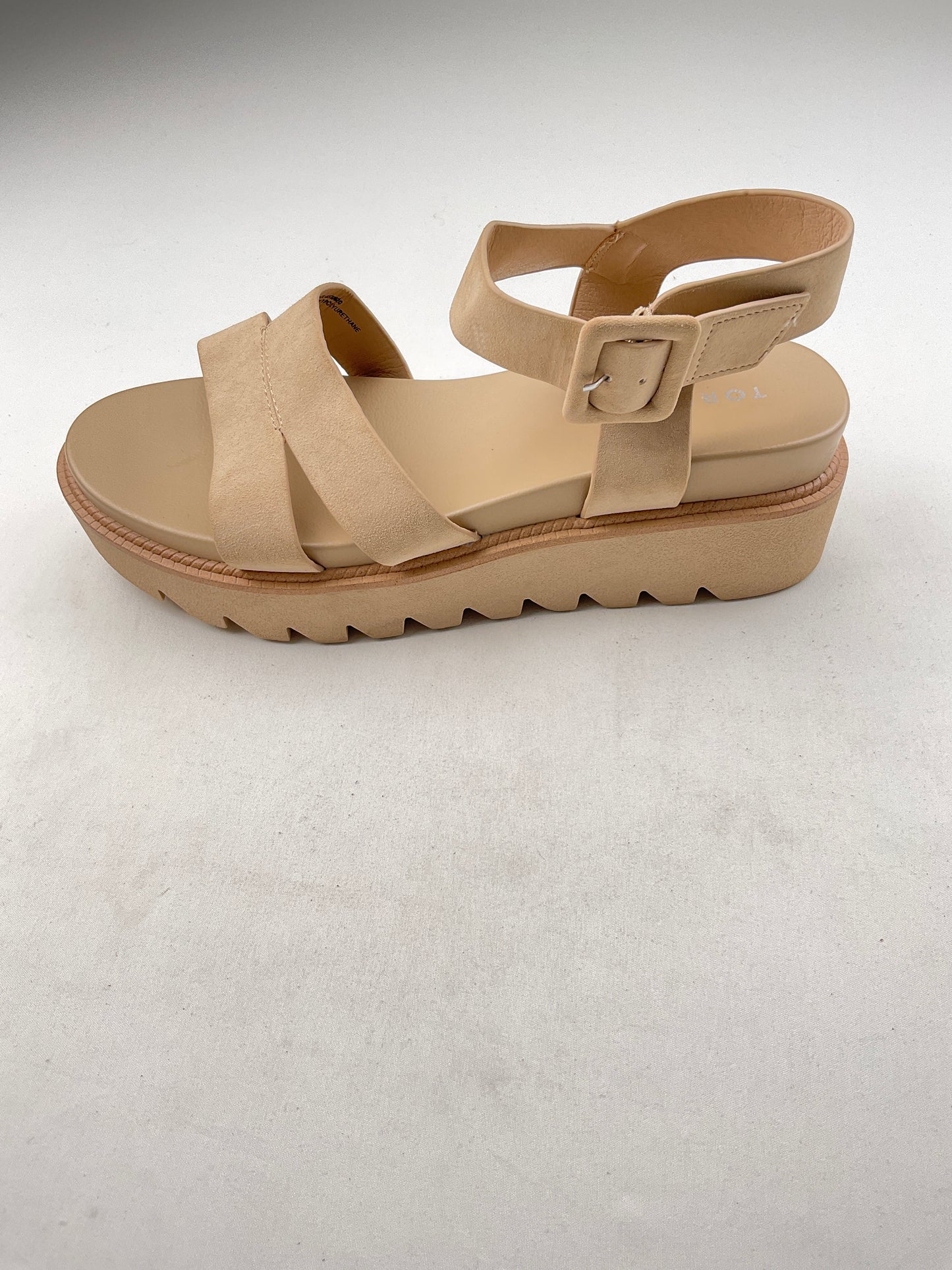Zapatilla crema Torrid