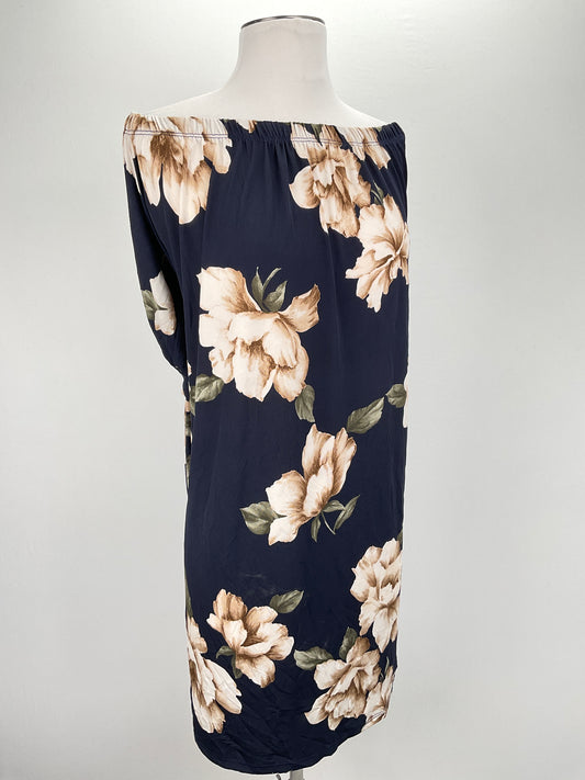 Vestido Azul marino Floral Chicsoul. Com
