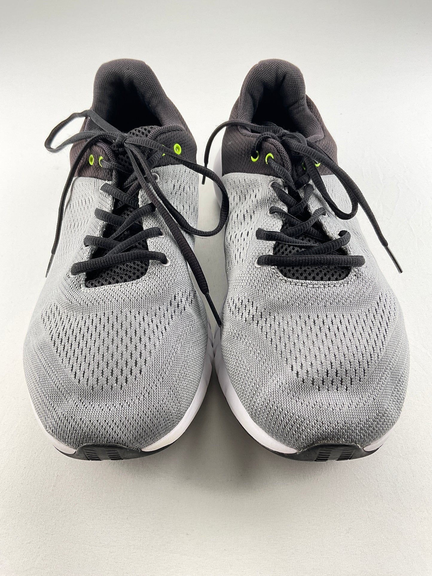 Tenis Gris Deportivo Under Armour