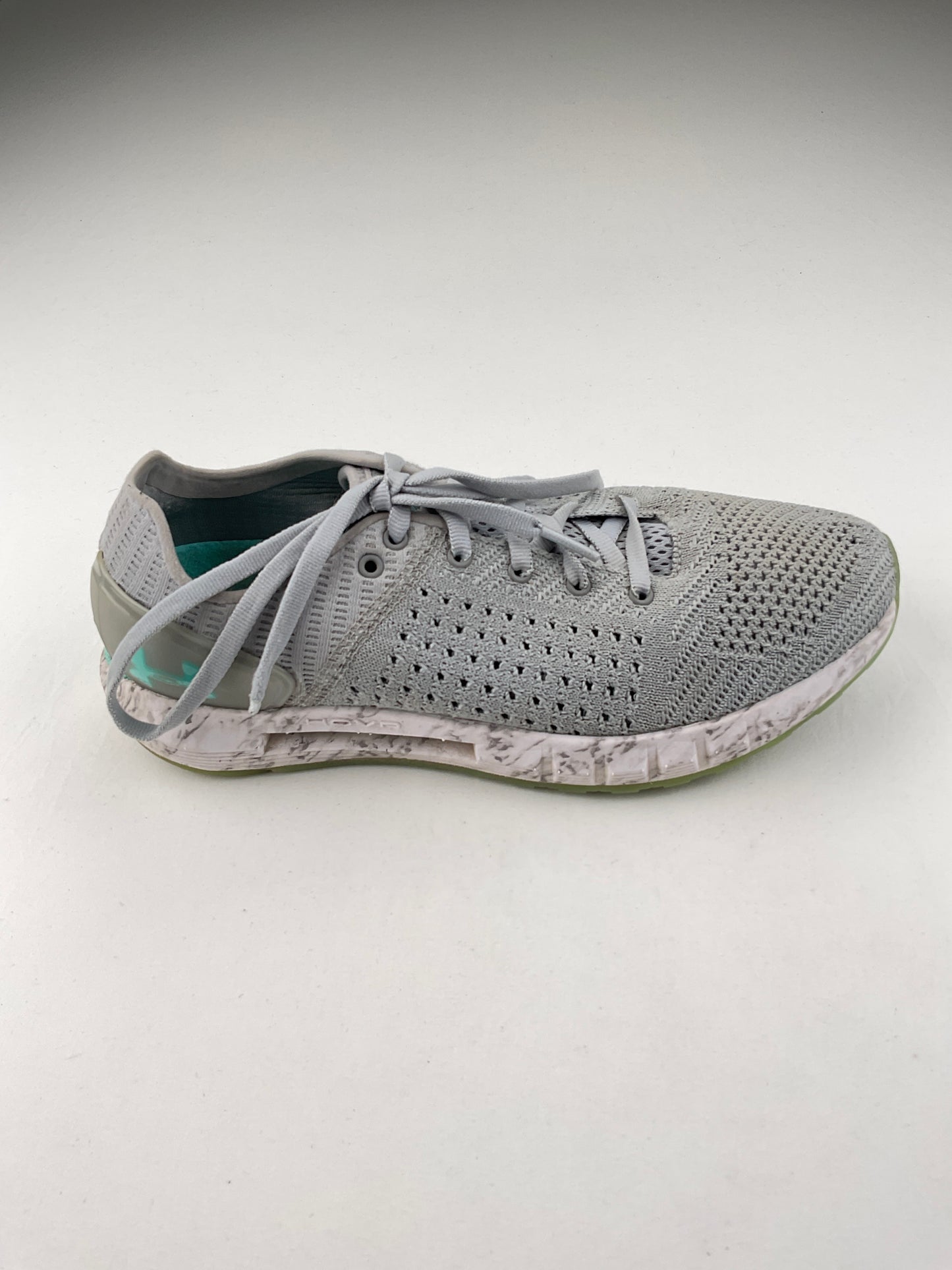 Tenis Gris Deportivo Under Armour
