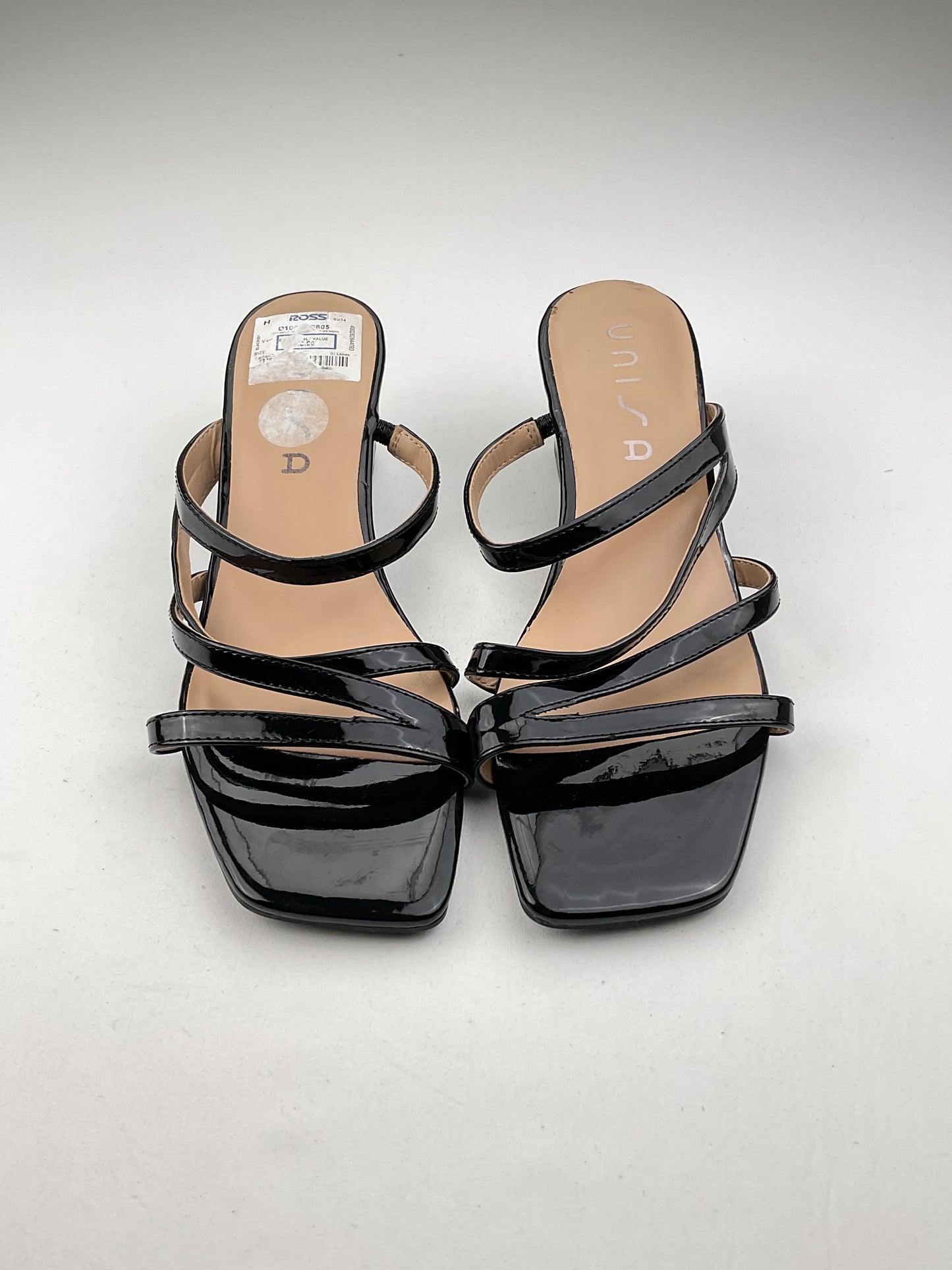 Zapatilla Negro Plataforma Unisa